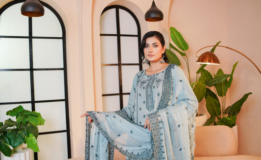Andaaz Hawa Embroidered Karandi With Embroidered Chiffon Dupatta