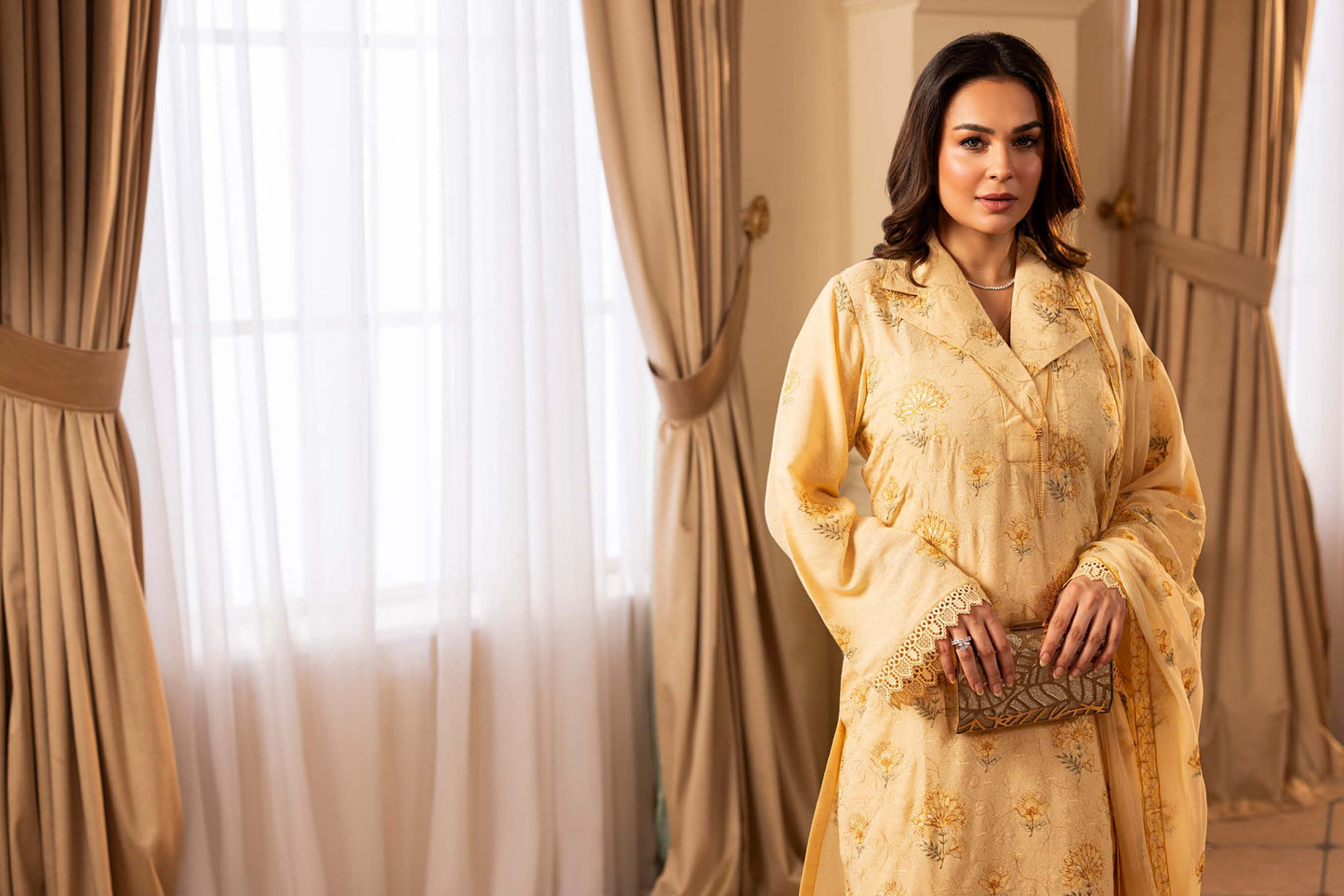Shahtaj Embroidered Karandi