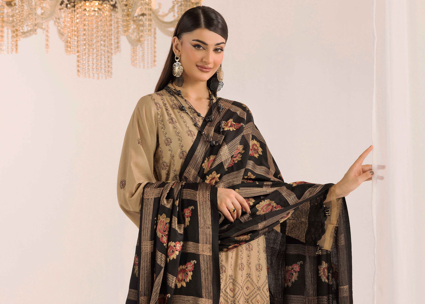 Shaista Supreme Kashmiri Sami Peach Embroidery Wool Shawl
